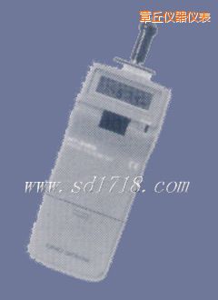 章丘手握數(shù)字轉(zhuǎn)速表